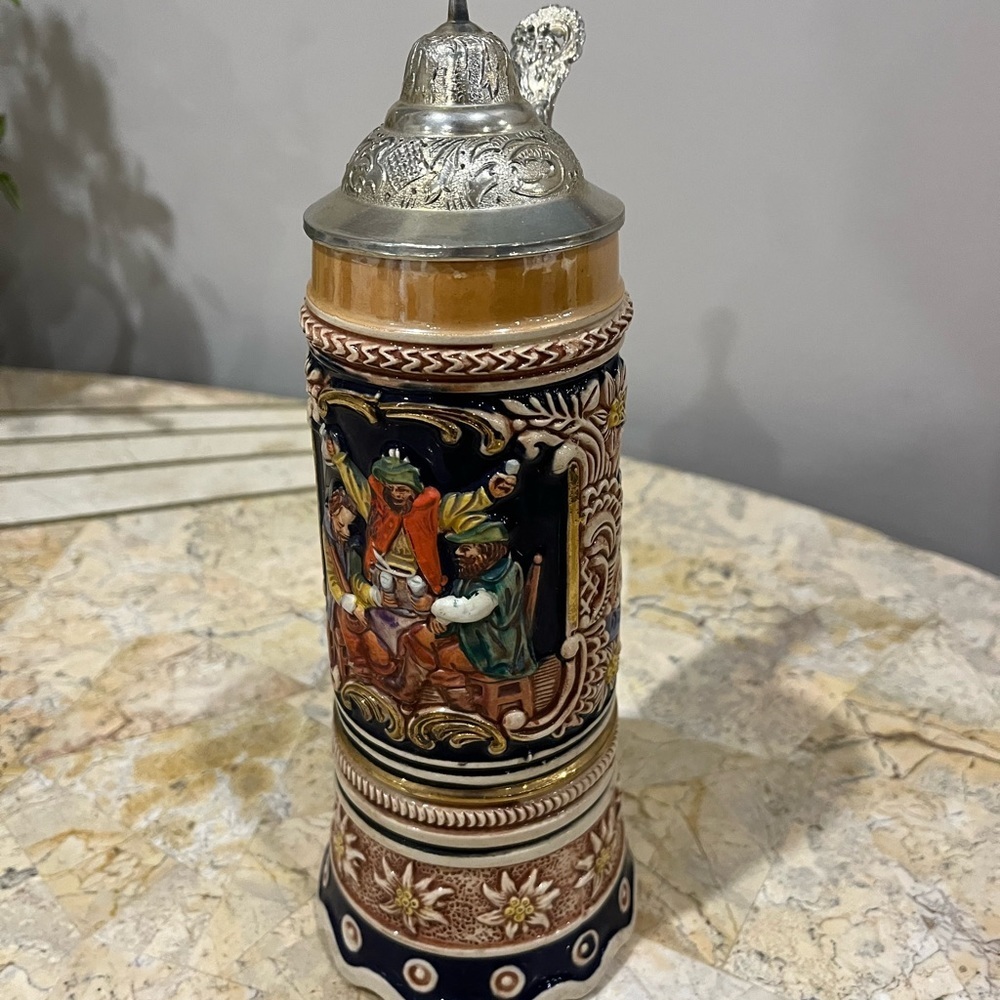 GERMAN Bavaria Beer Stein Swiss Musical Movement 9.5”